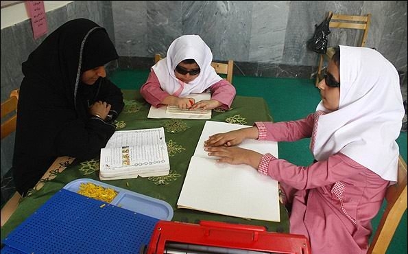 ۱۳۰-فرد-نابینا-و-کمبینا-تحت-پوشش-بهزیستی-ابهر-