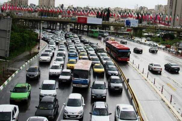 نبود-نظارت-بر-ناوگان-عمومی-زنجان-منجر-به-افزایش-ترافیک-شده-است