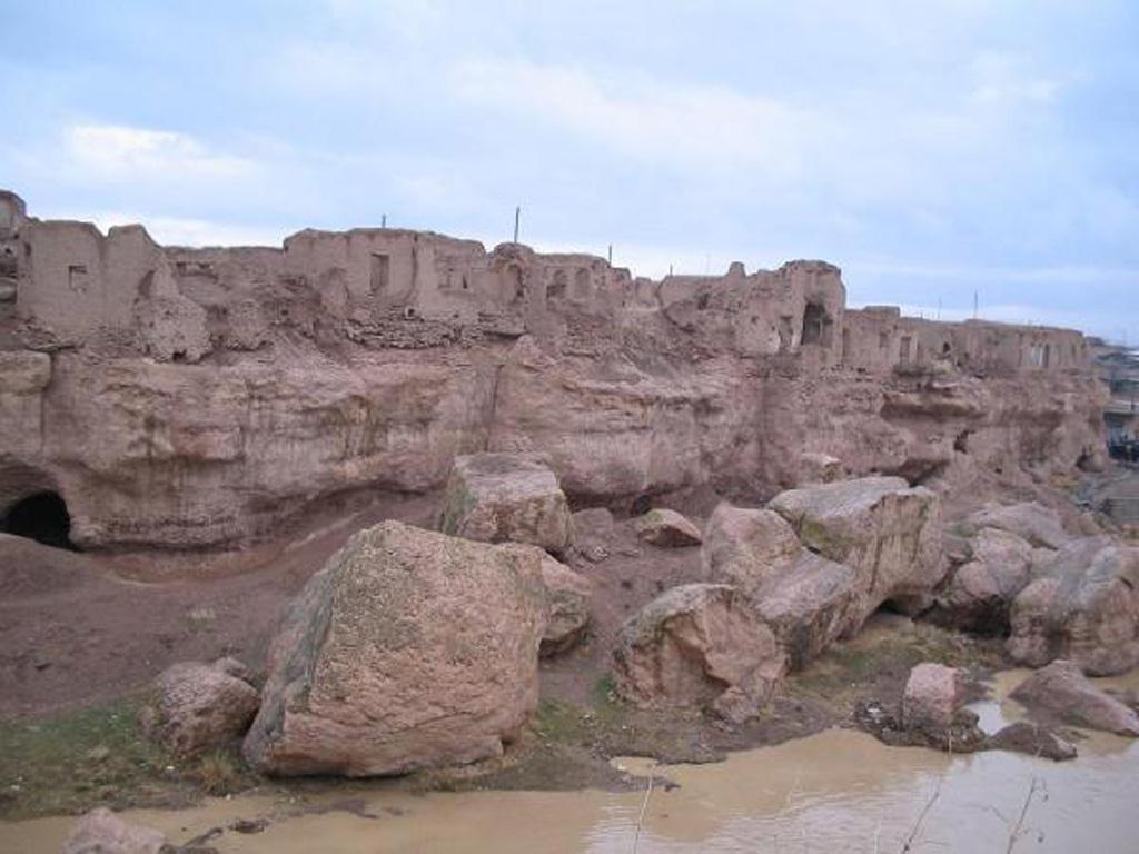 مجوزی-برای-احداث-راه-در-محدوده-قلعهتپه-به-هیچ-نهادی-داده-نشده-است