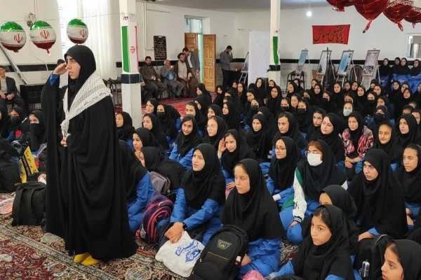 یادواره-شهدای-دانشآموز-و-شهدای-غزه-در-دهستان-قره-پشتلو-زنجان-برگزار-شد