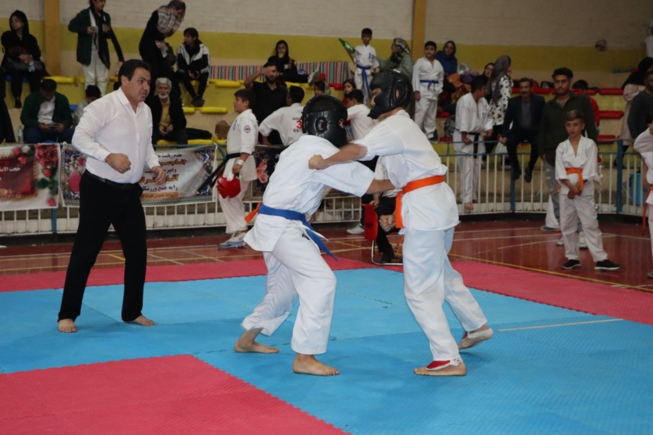 کاراته‌کاران-ابهری-در-مسابقات-کاراته‌-آزاد-استانی-سوم-شدند