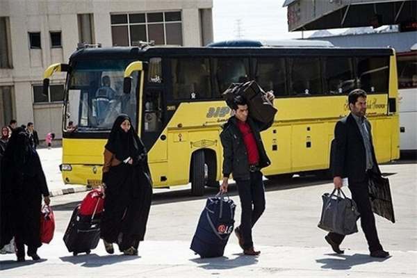 مسافران-بین-راهی-ابهر-تهران-در-پایانه-مسافربری-سرگردانند