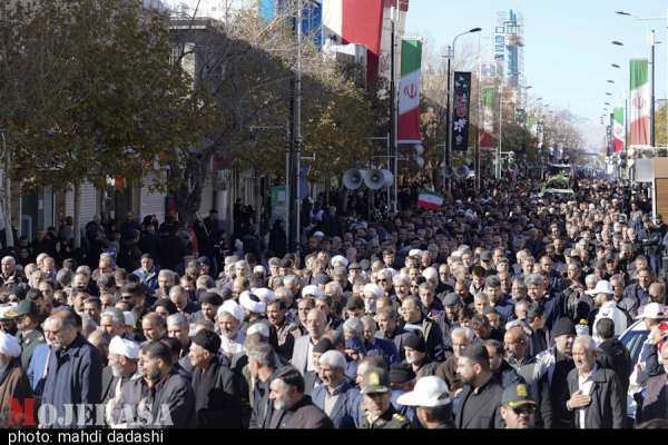 آیین-تشییع-شهدای-گمنام-به-حضور-عزاداران-فاطمی-در-زنجان-برگزار-شد