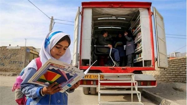 ماهنشان-از-وجود-کتابخانه-سیار-محروم-شد-