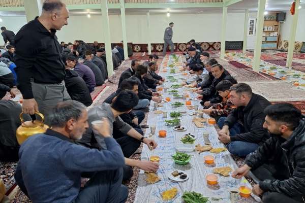 ضیافت-افطاری-ساده-در-روستای-میموندره-ابهر