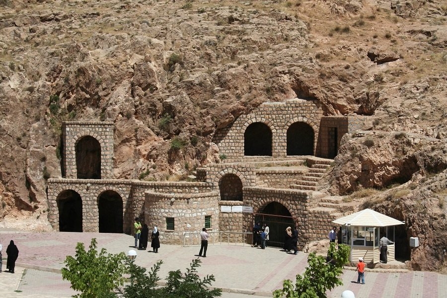 صدور-18-مجوز-سرمایهگذاری-گردشگری-در-خدابنده