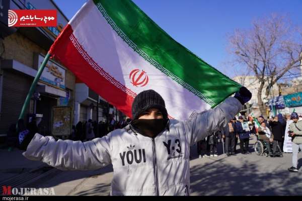 حضور-باشکوه-روستائیان-زنجان-در-قاب-۲۲-بهمن-