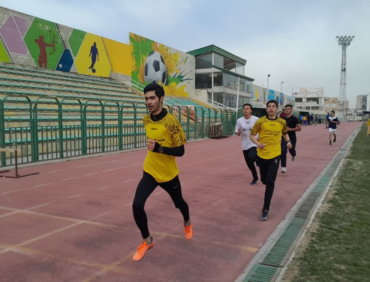 -برپایی-رقابتهای-دو-و-میدانی-دانشآموزان-زنجانی