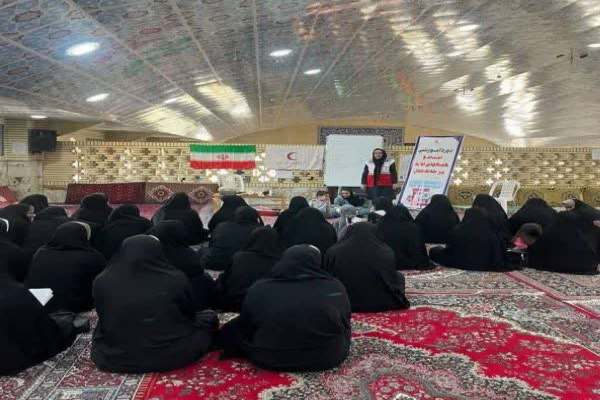 ارائه-آموزشهای-هلالاحمر-در-64-مسجد-استان-زنجان