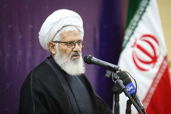 زن-باشرف-ایرانی-به-تمدنغرب-ضربه-زده-است-