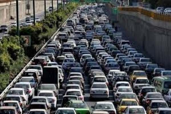 ۹۰-درصد-خودروها-در-زنجان-تکسرنشین-تردد-میکنند