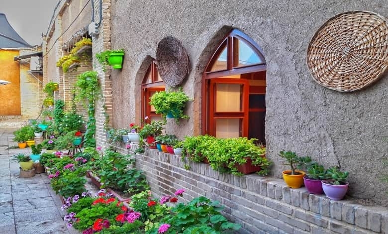 باغ-موزه-زنجان-معطر-به-گیاهان-دارویی-