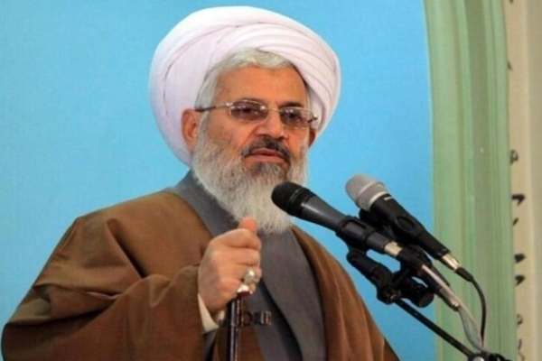 اساس-جمهوریت-حضور-مردم-در-عرصههای-مختلف-است
