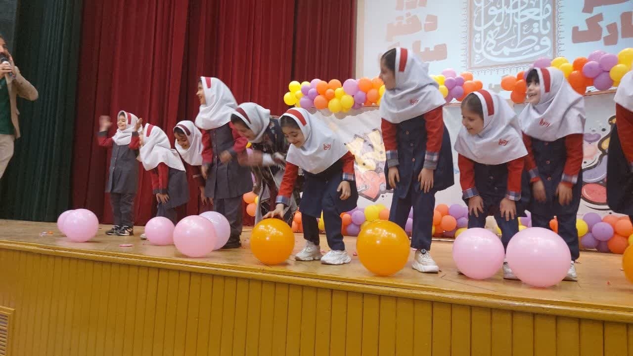 برگزاری-جشن-روز-دختر-در-خدابنده
