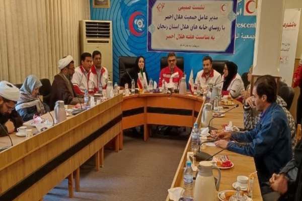 تجهیز-خانههای-هلالاحمر-به-چادرهای-اسکان-اضطراری-