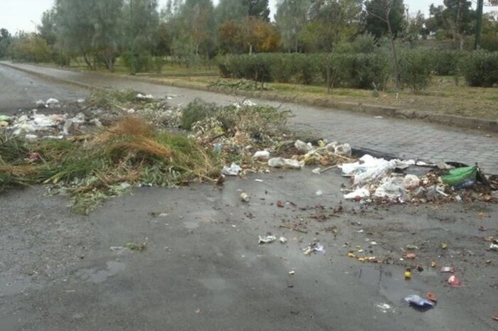 روستای-فنوشآباد-اندر-خم-یک-سطل-زباله!