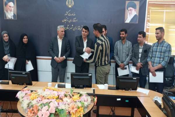 روابط-عمومی-کمرنگ-عامل-جامعه-کمآگاه-است