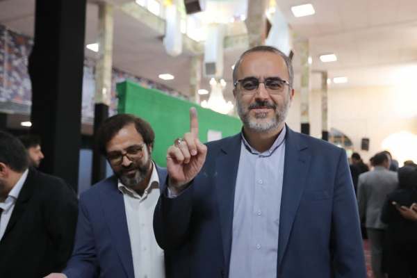 رای-دادن-با-شناسنامههای-قدیمی-امکانپذیر-است
