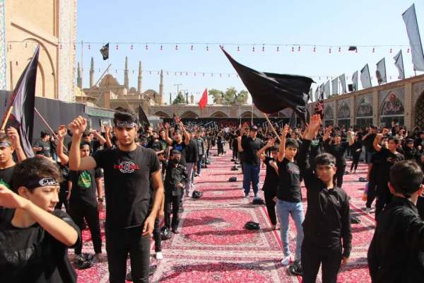 دانشآموزان-در-انتظار-سوگواره-احلیمنالعسل-