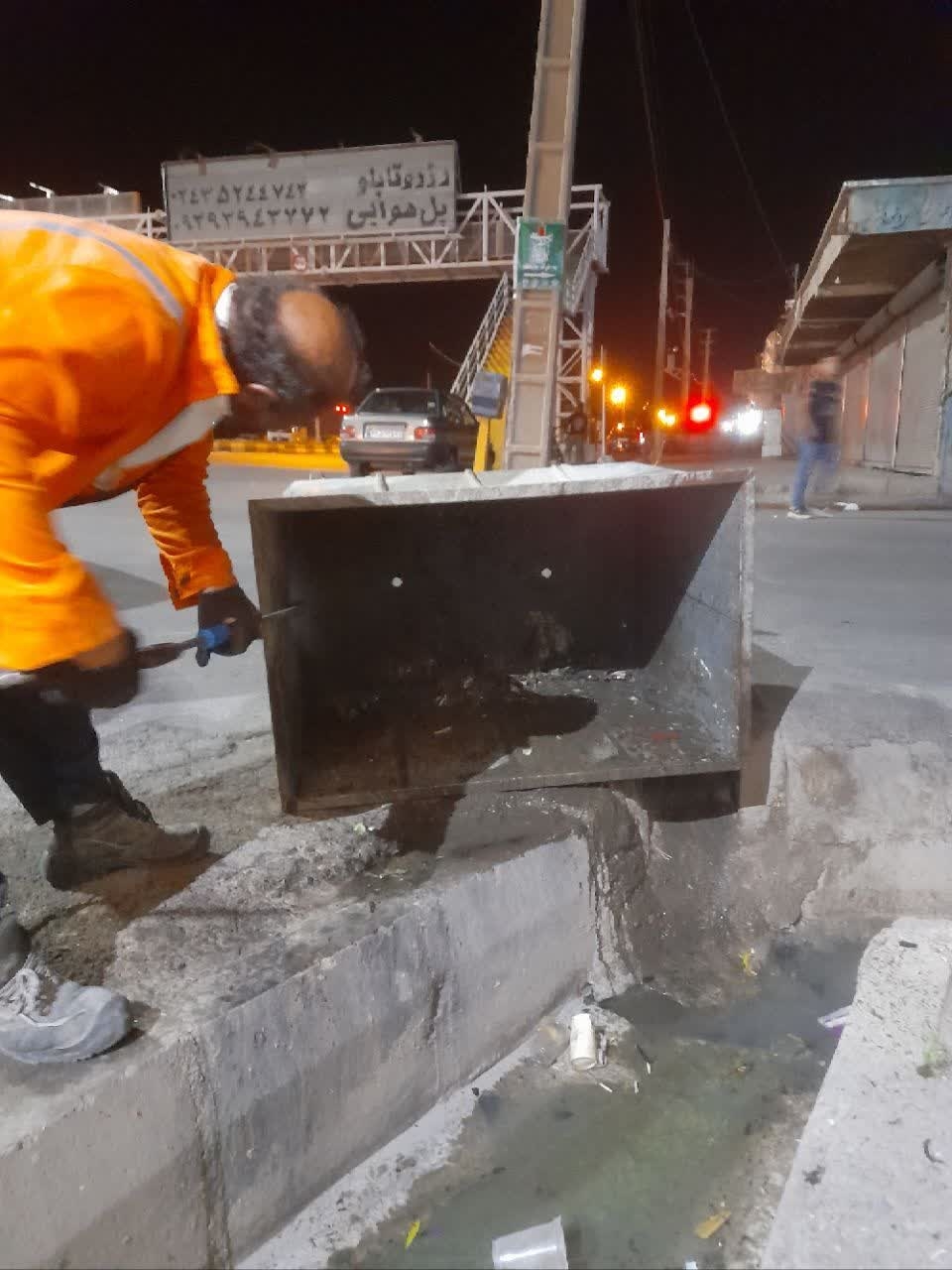 شست-و-شوی-مستمر-مخازن-زباله-ابهر