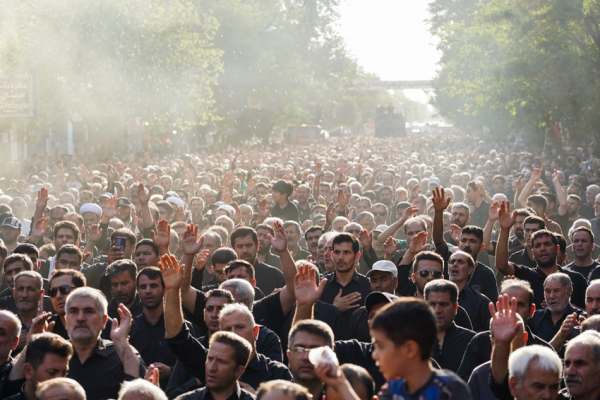 همنوایی-زنجانیها-با-پیامرسان-دشت-کربلا