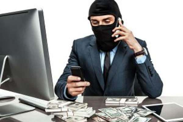 انهدام-اعضای-باند-کلاهبرداری-میلیاردی-در-زنجان