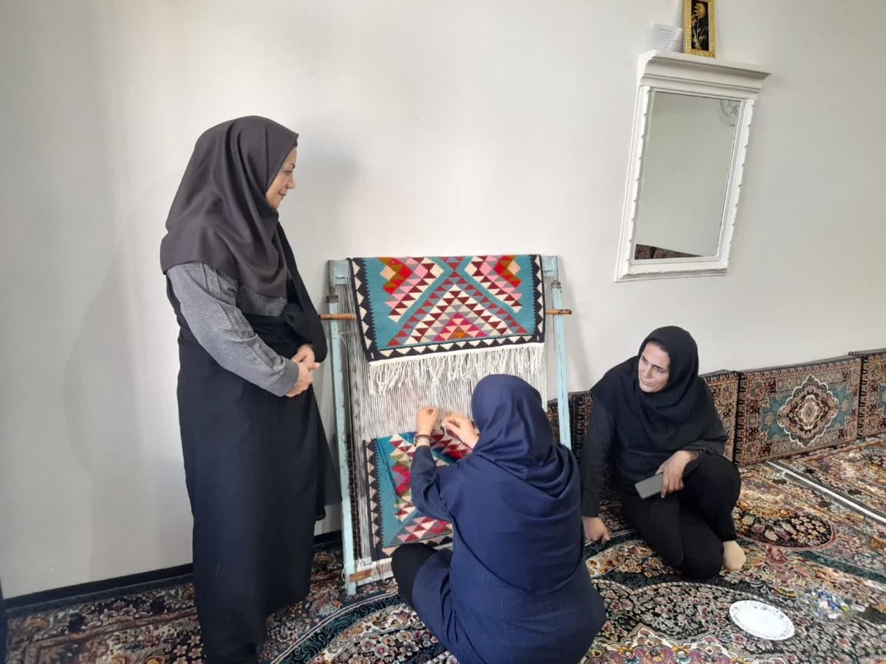 فعالیت-1500-بانوی-صنعتگر-در-خدابنده