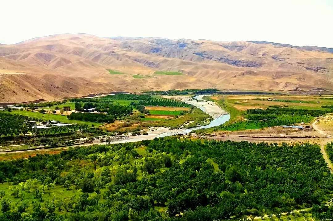 ماهنشان-گوهری-بیهمتا-در-گردشگری-