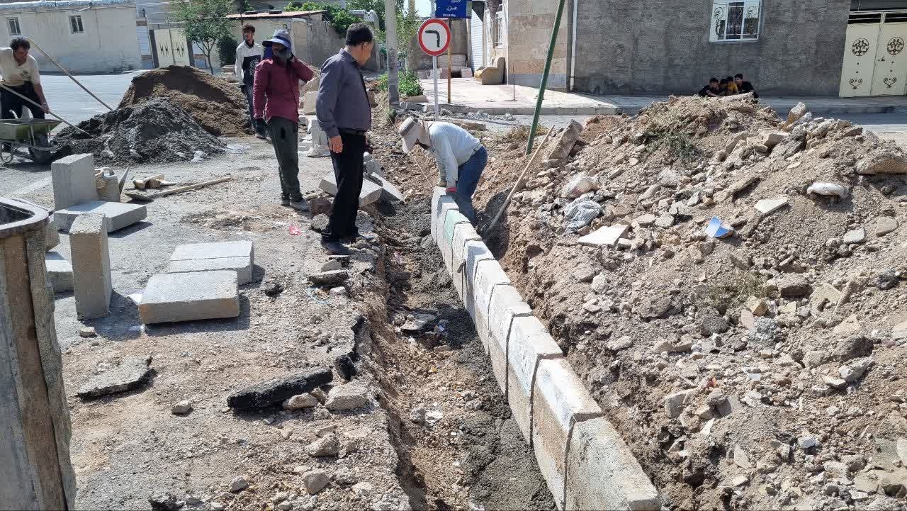 حفاری-خیابانهای-ابهر-را-چهلتکه-کرده-است