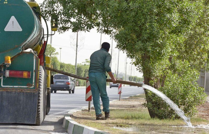 هدررفت-آب-در-فضای-سبز-شهری-ابهر