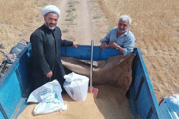کشاورزانی-که-طعم-شیرین-زندگی-میچشند
