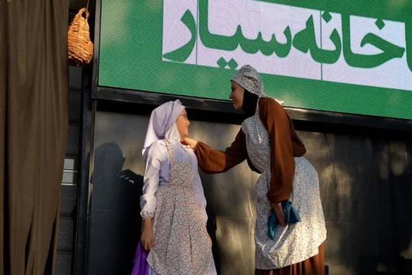 فعالیت-سینما-سیار-در-زنجان
