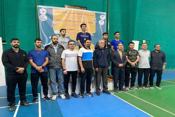 قهرمانان-کاراتهکا-دانشگاه-آزاد-زنجان-برتر-شدند