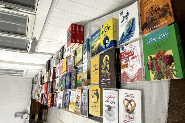 افتتاح-نمایشگاه-کتاب-در-طارم