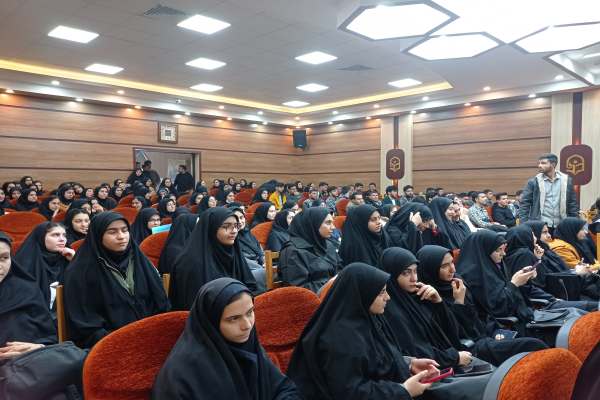 برگزاری-مراسم-روز-دانشجو-در-زنجان