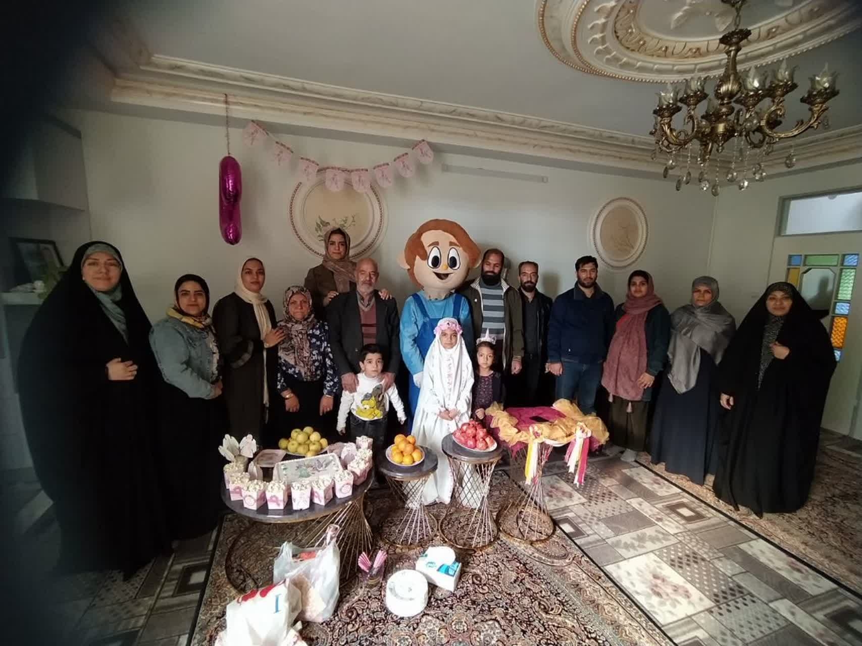 قابهایی-زیبا-از-جشن-تکلیف-خانوادگی-ابهریها