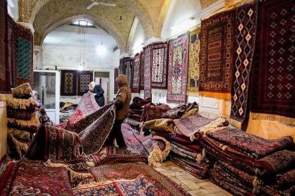 حذف-تعهدات-ارزی-از-صادرات-فرش