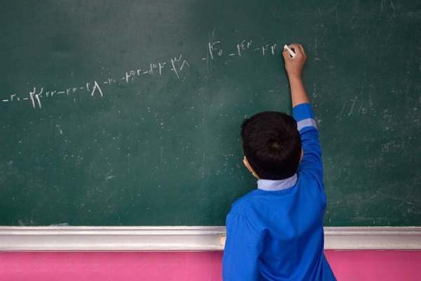 ۱۲-مدرسه-یک‌-دانش‌آموزه-زنجان-کجاست؟