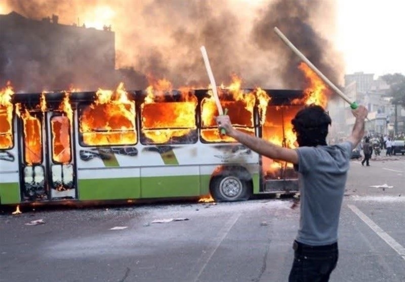 بررسی-عوامل-اعتراضات-دی‌ماه-