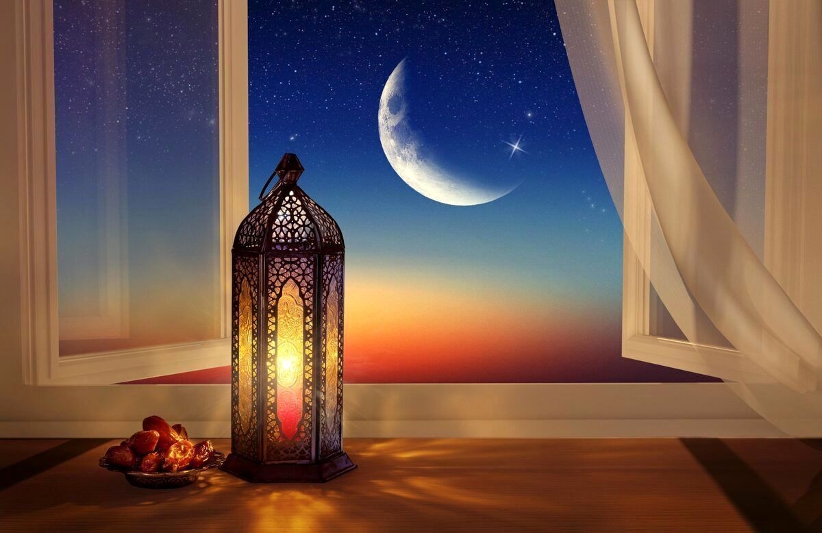 رمضان،-ضیافت-نورانیِ-جسم-و-روح