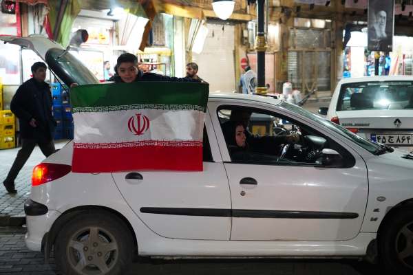 کارناوال-خودرویی-زنجانی‌ها-در-حمایت-از-انقلاب-
