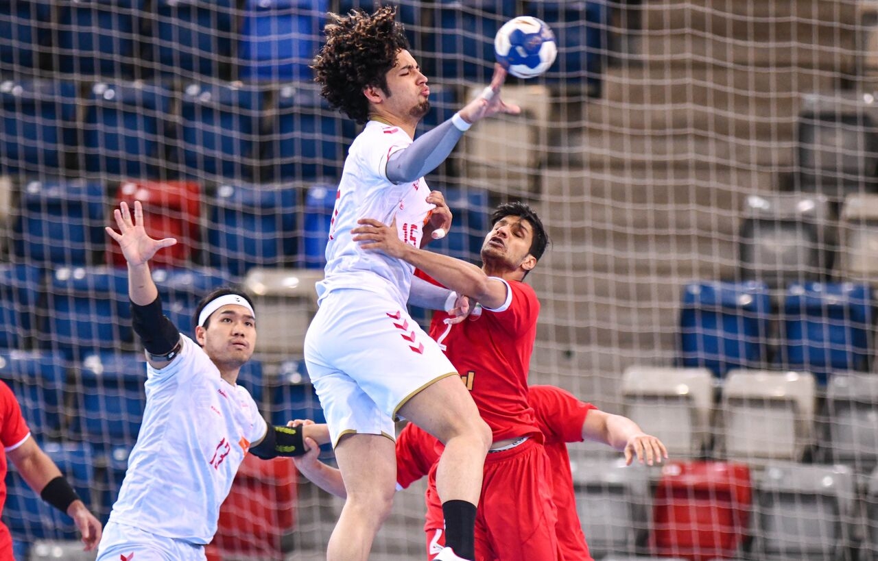 هندبال-زنجان-بیحامی-اما-پر-از-افتخار
