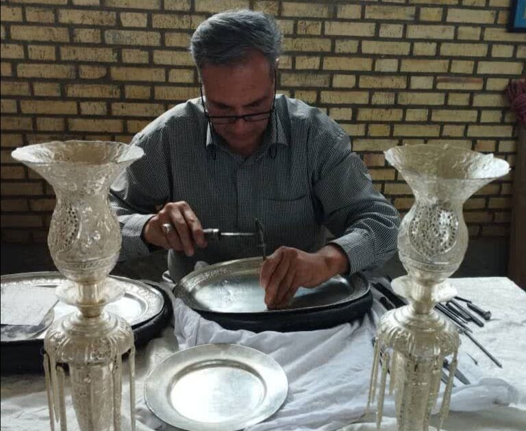 رشد-صادرات-چمدانی-صنایعدستی-زنجان