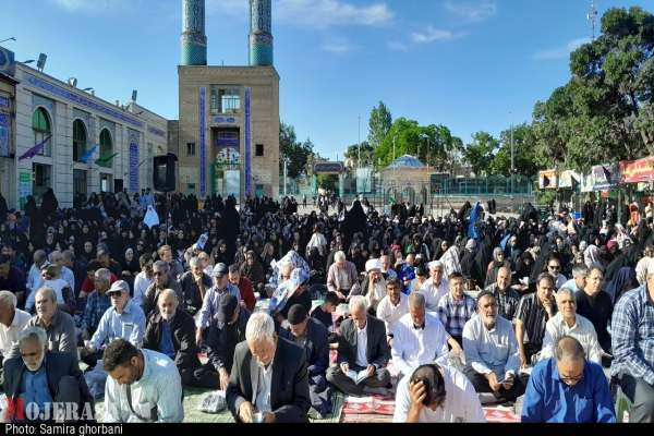 برگزاری-دعای-پرفیض-عرفه-در-صحن-امامزاده-زنجان-