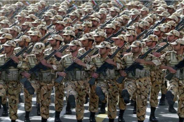 دفاع-از-کشور-وظیفه-دینی-و-ملی-است-