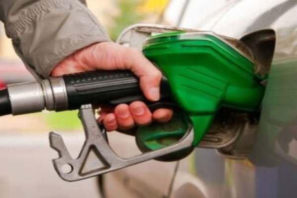 سوخت‌رسانی-در-جایگاه‌های-زنجان-بی‌وقفه-ادامه-دارد-