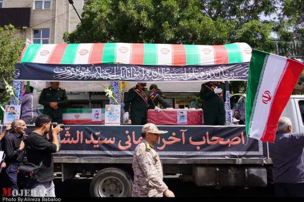 تشییع-باشکوه-پیکر-۲-شهید-در-زنجان