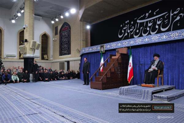 ملت-ایران-مقابل-آمریکا-میایستد