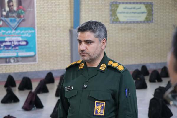 توزیع-1200-بسته-نوشت‌افزار-در-زنجان