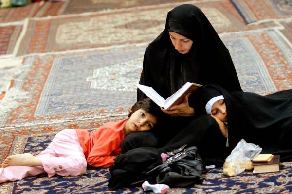 تربیت-فرزند-رسالتی-فراتر-از-بقای-نسل